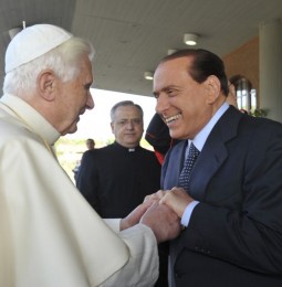 Il Vaticano punta ancora su Silvio