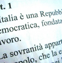 La Costituzione italiana vieta davvero il matrimonio omosessuale?