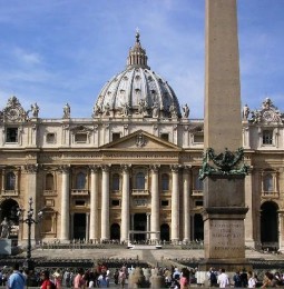 Wikileaks. Tra pedofili, guardie svizzere e anglicani, il Vaticano messo a nudo dai cablo americani.