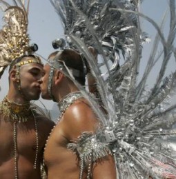 Brasile: diritto alla pensione per le coppie gay
