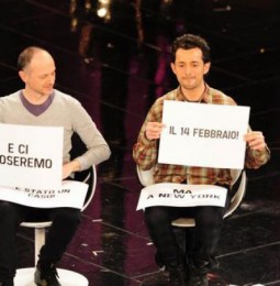 Coppia gay a Sanremo ma la censura cancella il bacio. I deliri di Giovanardi e Casini
