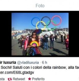 Luxuria arrestata a Sochi. Sventolava una bandiera con scritto “Gay è ok”