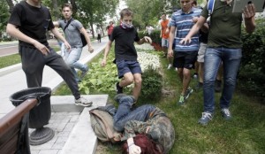Violenze contro un omosessuale a Mosca