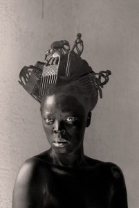 12243360_10153423643449215_8516650897829821745_Zanele Muholi